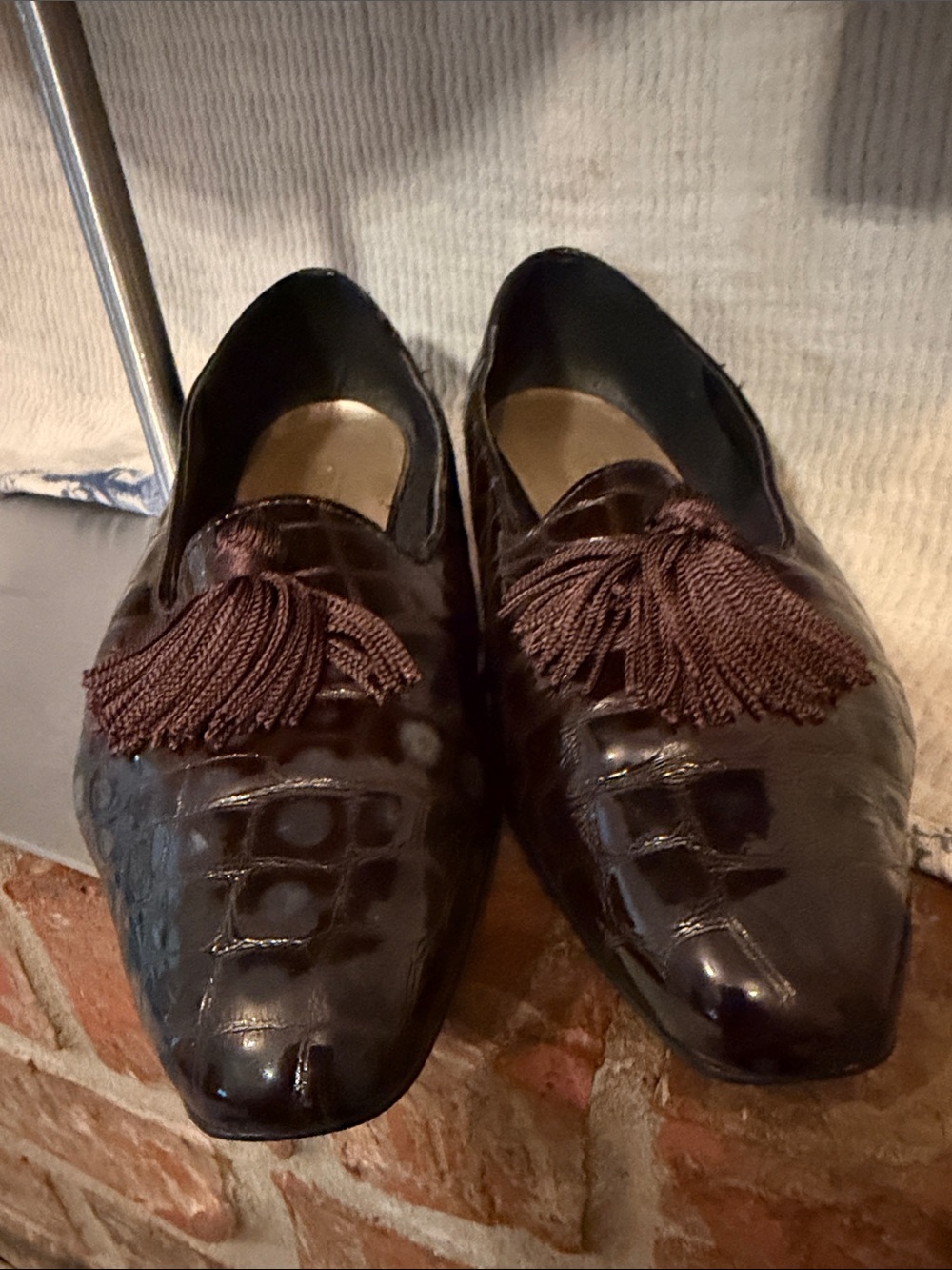 Vintage California Magdesians Brown Croc Embossed Tassel Loafers Square Toe